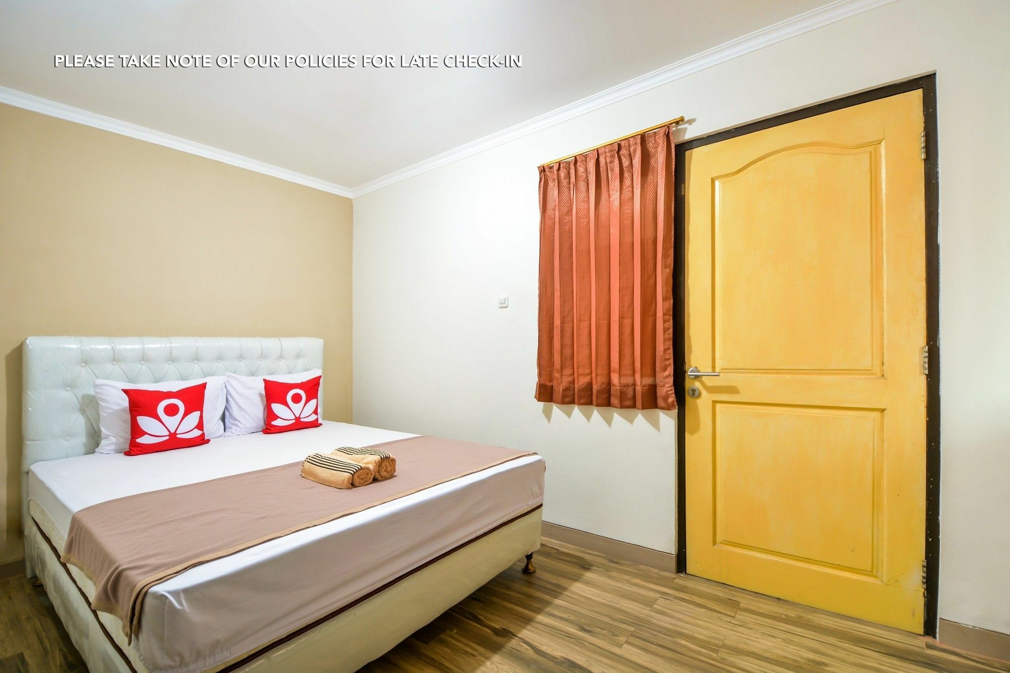 Zen Rooms Abuserin Fatmawati Cilandak  Экстерьер фото